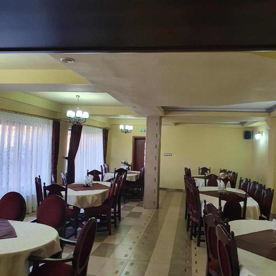 Pensiunea Mirela Pestera Ursilor Chiscau Extérieur photo