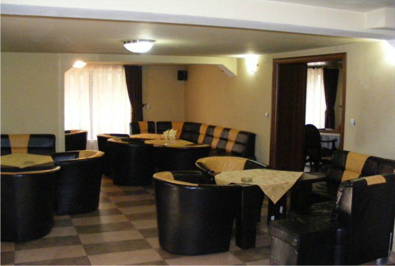 Pensiunea Mirela Pestera Ursilor Chiscau Extérieur photo